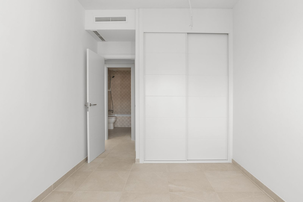 2 Bed Apartment for sale in Estepona Costa Del Sol, Málaga, Spain