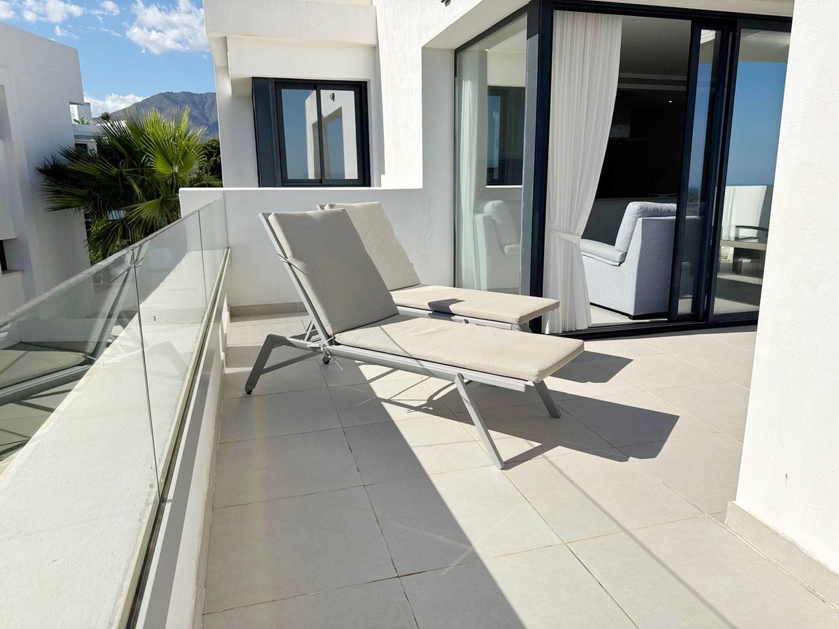 3 Bed Apartment for sale in Estepona Costa Del Sol, Málaga, Spain