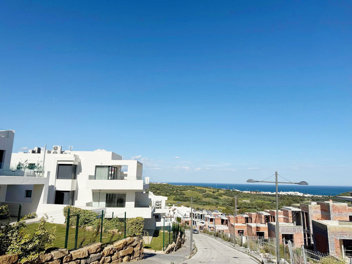 3 Bed Apartment for sale in Estepona Costa Del Sol, Málaga, Spain