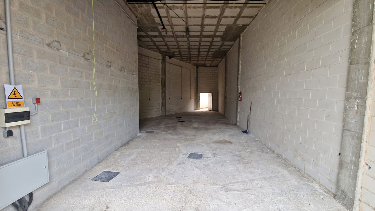 Se vende Nave industrial  en Costa Del Sol, Málaga, España