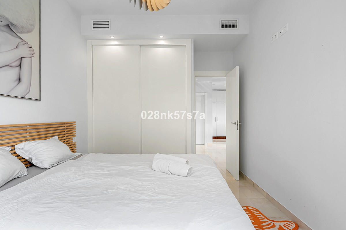 Se vende Villa - Chalet de 4 dormitorios en Costa Blanca, Alicante, España