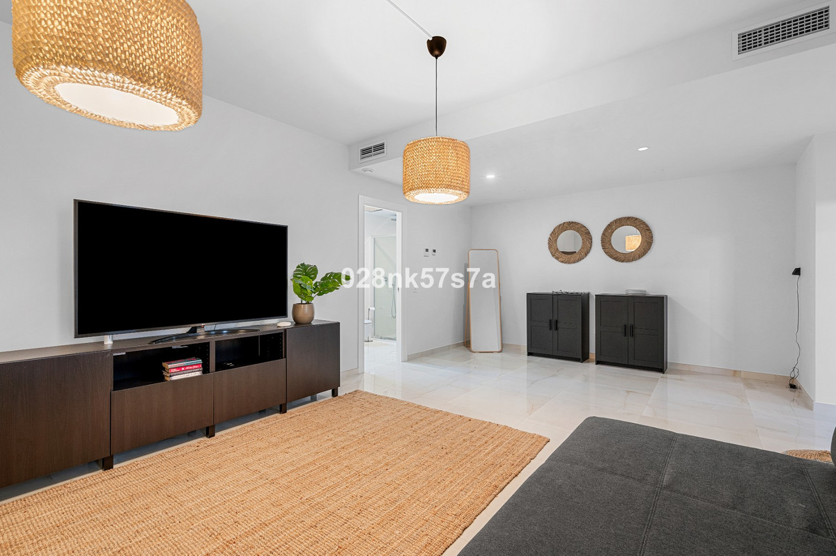 Se vende Villa - Chalet de 4 dormitorios en Costa Blanca, Alicante, España