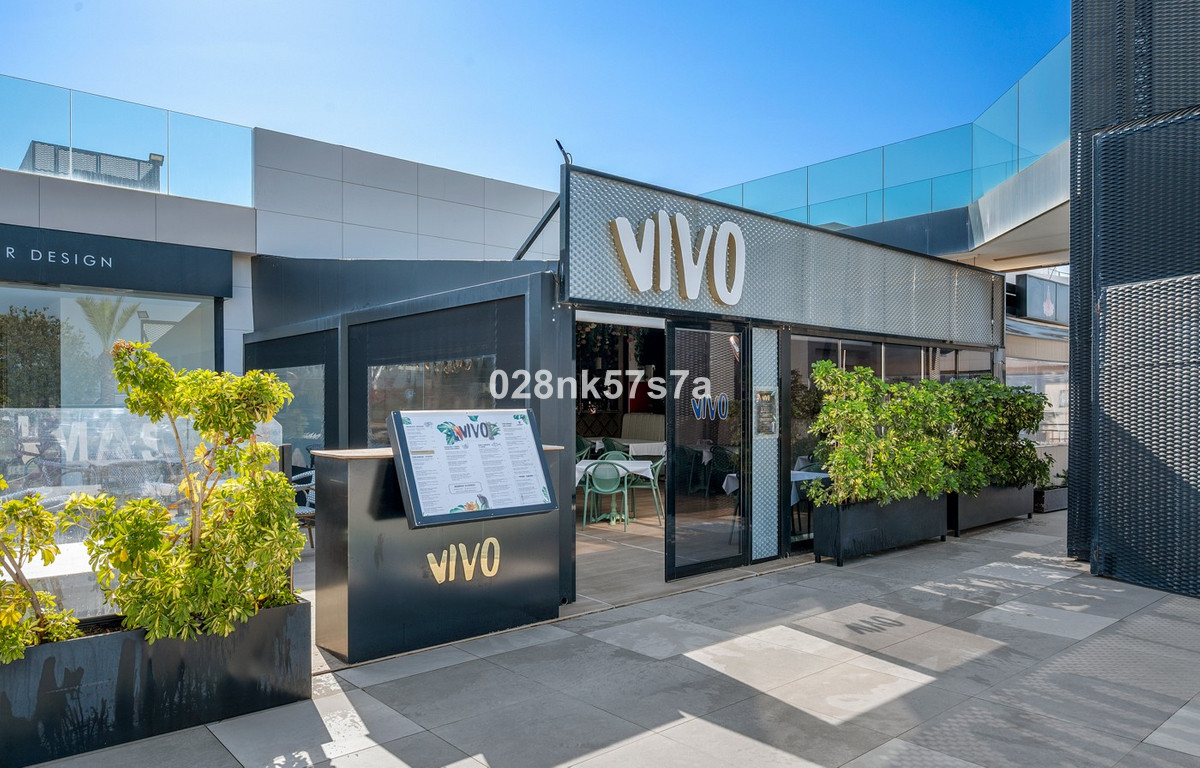 Se vende Villa - Chalet de 4 dormitorios en Costa Blanca, Alicante, España