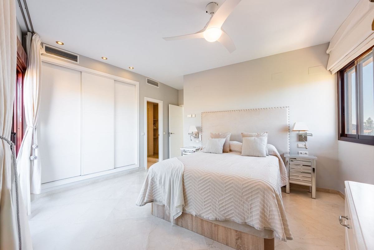 3 Bed Apartment for sale in Costalita Costa Del Sol, Málaga, Spain
