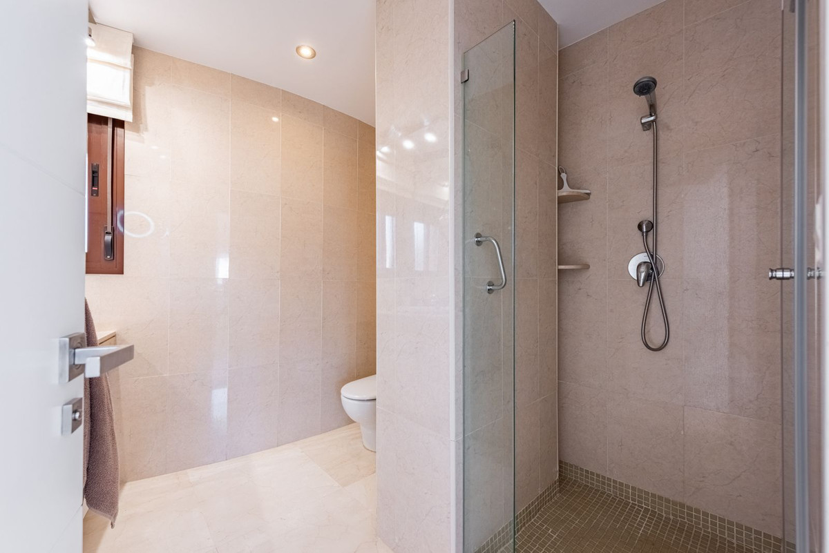 3 Bed Apartment for sale in Costalita Costa Del Sol, Málaga, Spain