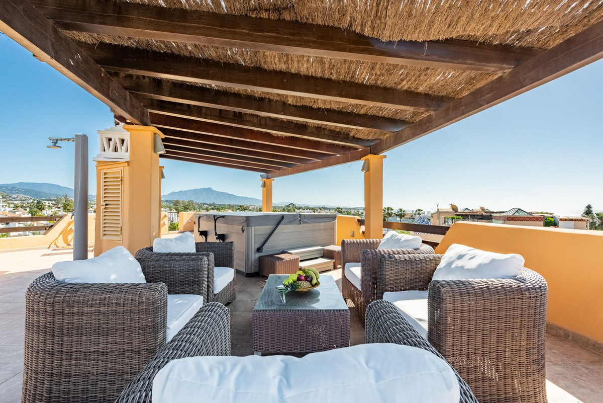 3 Bed Apartment for sale in Costalita Costa Del Sol, Málaga, Spain