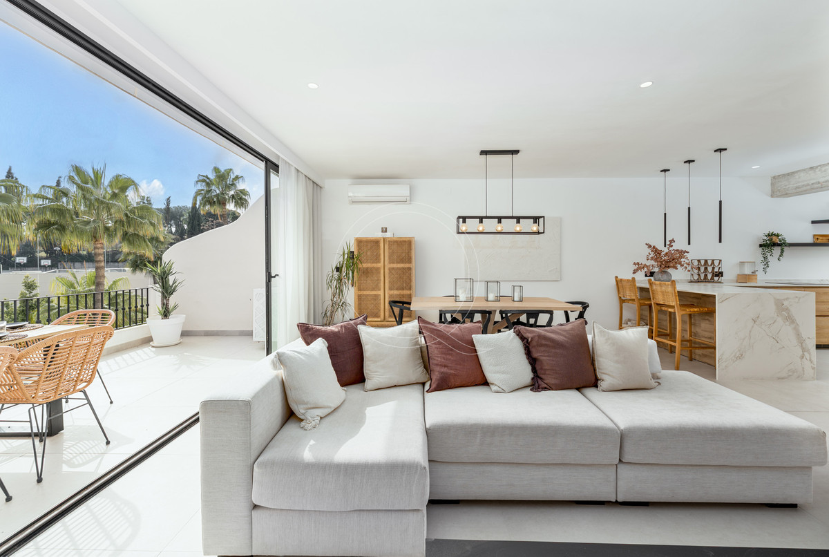 3 Bed Townhouse for sale in Marbella Costa Del Sol, Málaga, Spain