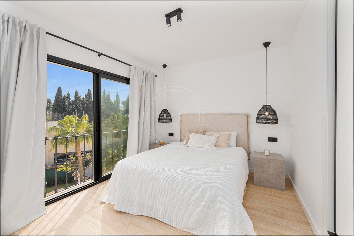 3 Bed Townhouse for sale in Marbella Costa Del Sol, Málaga, Spain