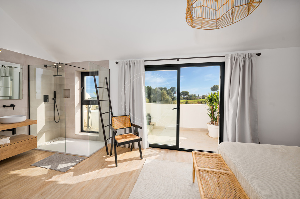 3 Bed Townhouse for sale in Marbella Costa Del Sol, Málaga, Spain