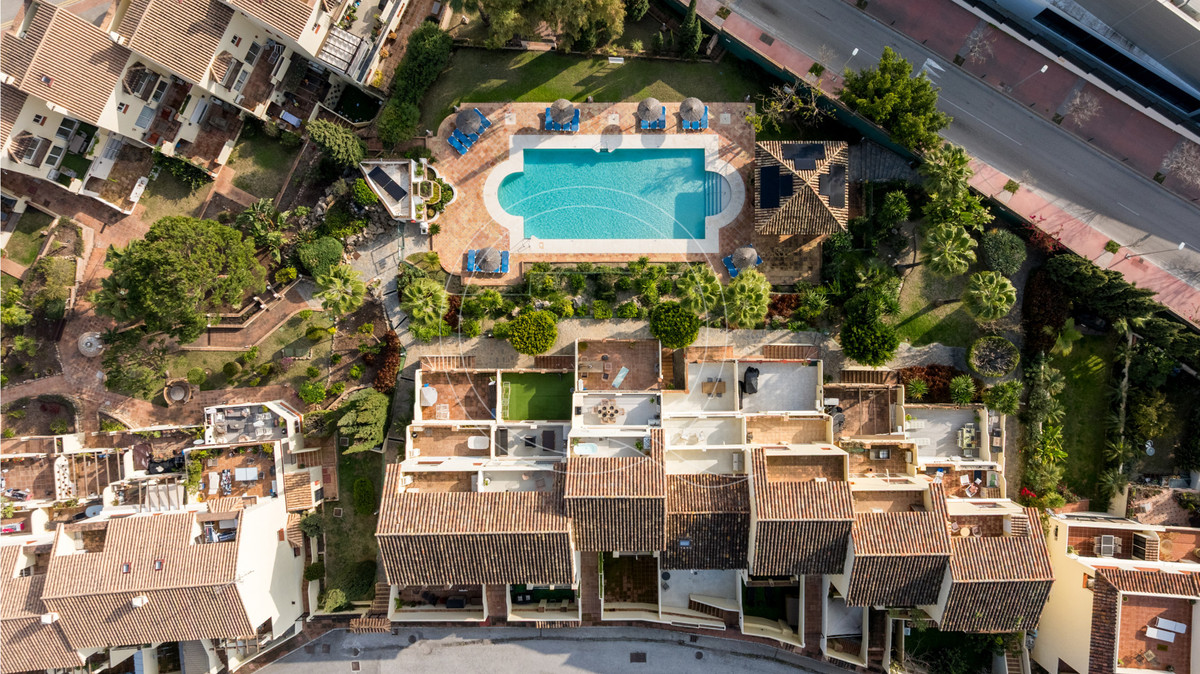 3 Bed Townhouse for sale in Marbella Costa Del Sol, Málaga, Spain