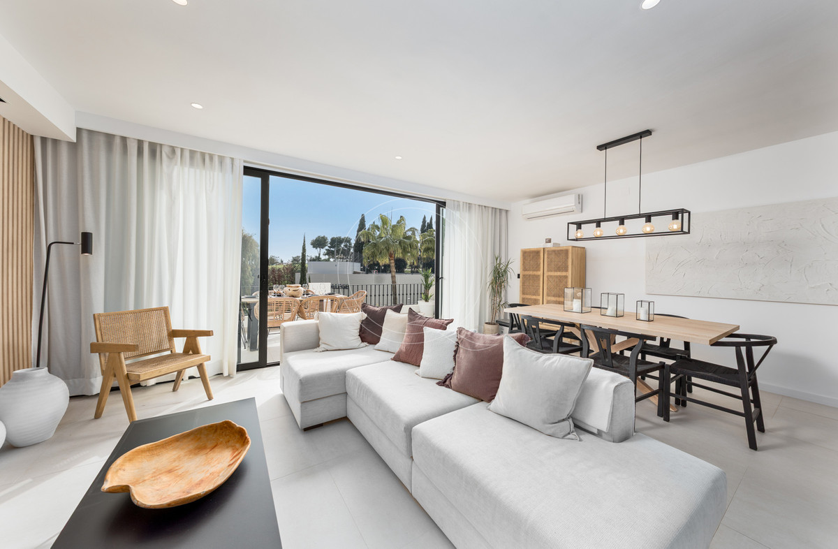 3 Bed Townhouse for sale in Marbella Costa Del Sol, Málaga, Spain