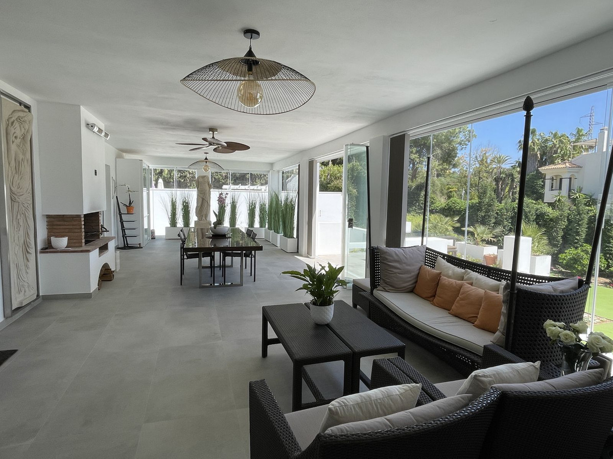 Se vende Villa - Chalet de 10 dormitorios en Costa Del Sol, Málaga, España
