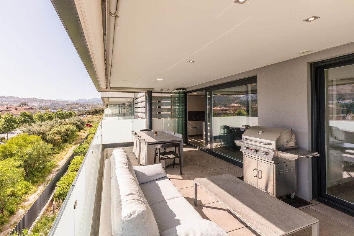 3 Bed Apartment for sale in La Cala De Mijas Costa Del Sol, Málaga, Spain