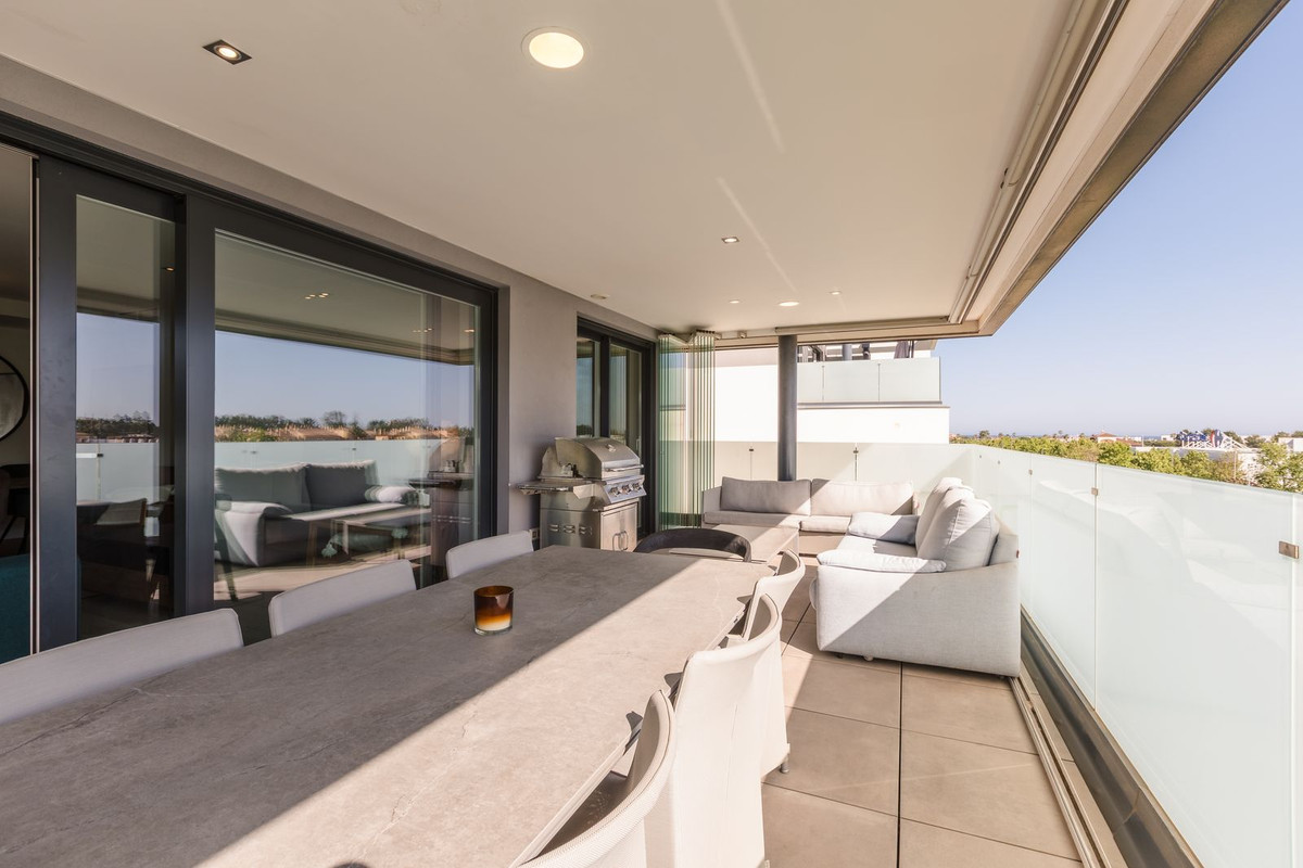 3 Bed Apartment for sale in La Cala De Mijas Costa Del Sol, Málaga, Spain