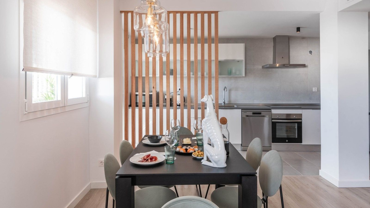 3 Bed Apartment for sale in Rincón De La Victoria Costa Del Sol East, Málaga, Spain