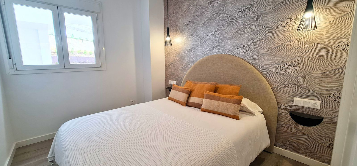 3 Bed Apartment for sale in Rincón De La Victoria Costa Del Sol East, Málaga, Spain