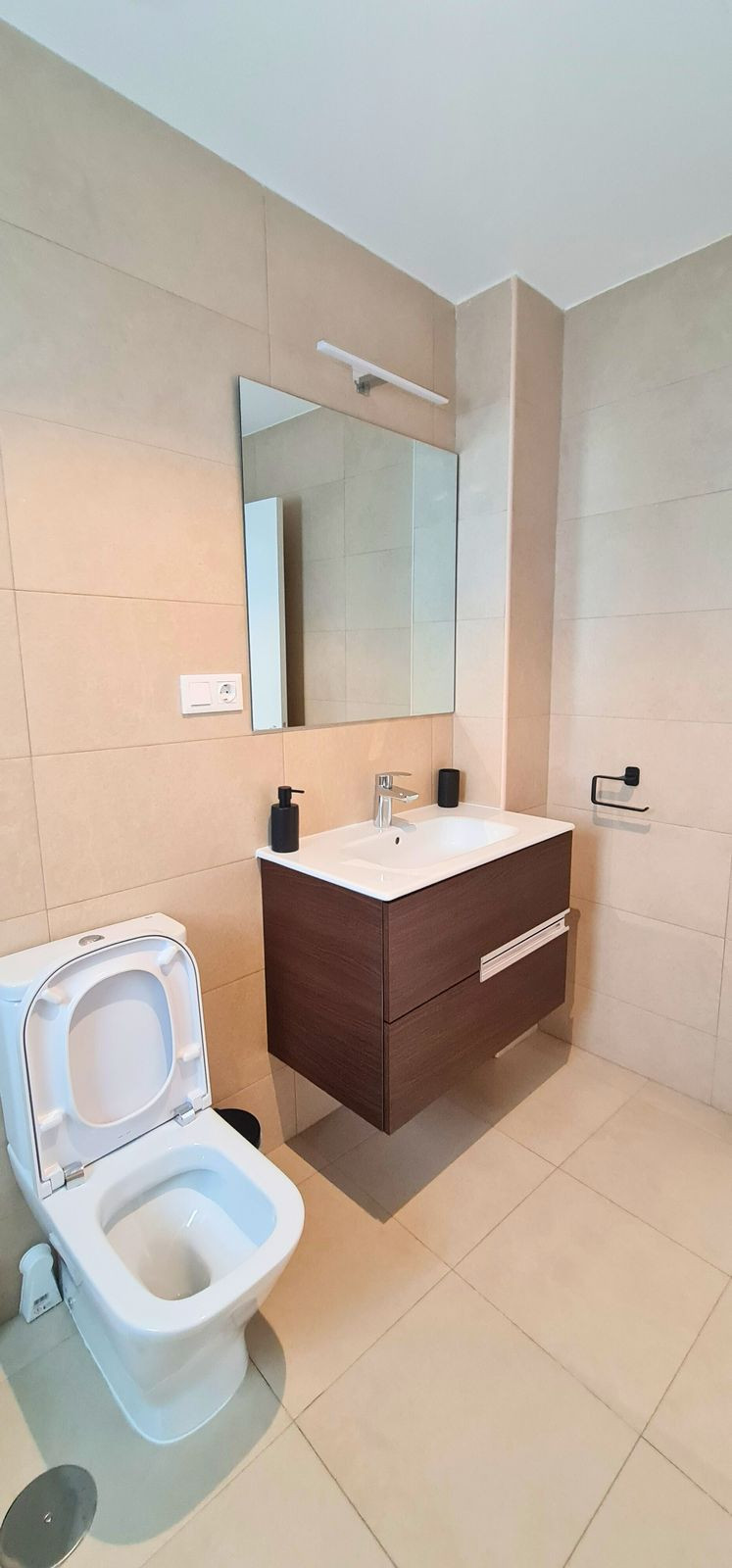 3 Bed Apartment for sale in Rincón De La Victoria Costa Del Sol East, Málaga, Spain