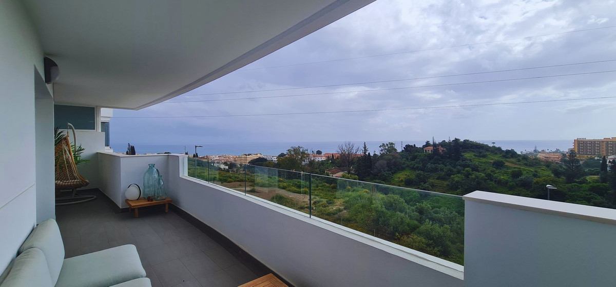 3 Bed Apartment for sale in Rincón De La Victoria Costa Del Sol East, Málaga, Spain