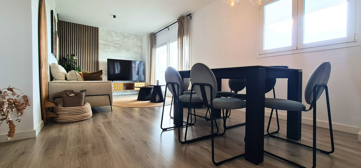 3 Bed Apartment for sale in Rincón De La Victoria Costa Del Sol East, Málaga, Spain