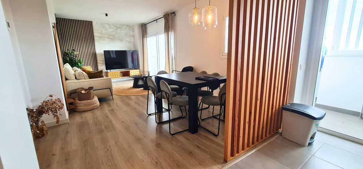 3 Bed Apartment for sale in Rincón De La Victoria Costa Del Sol East, Málaga, Spain