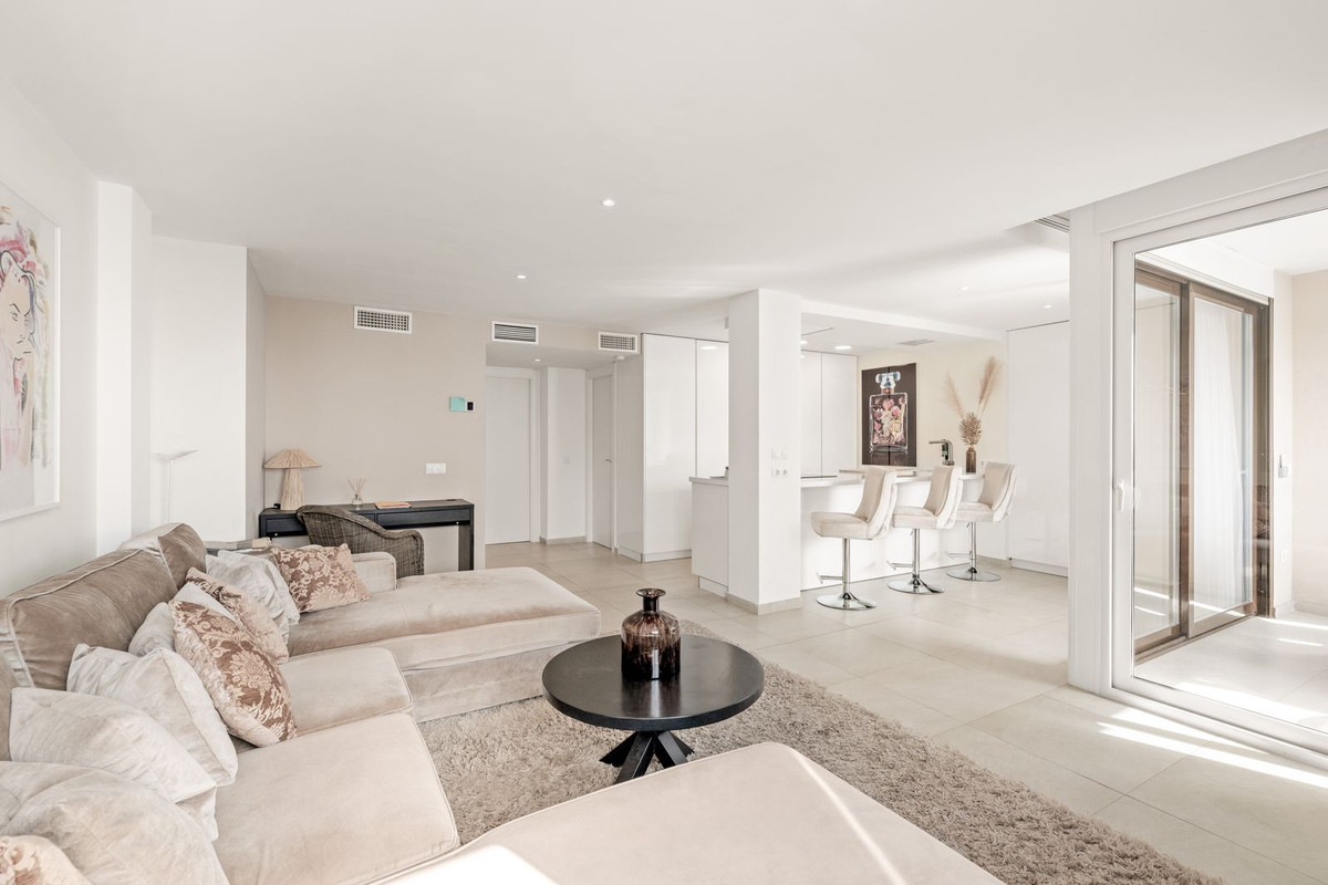 3 Bed Apartment for sale in Torremolinos Costa Del Sol, Málaga, Spain