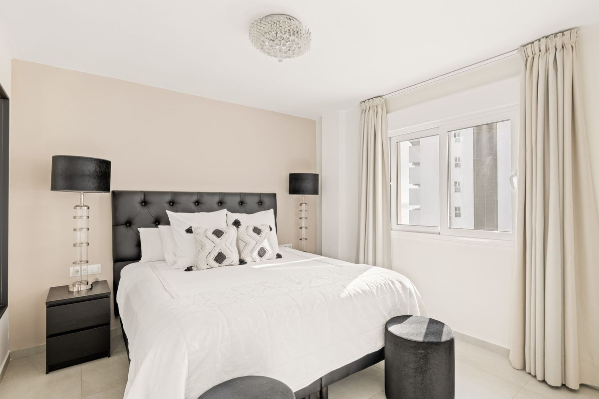 3 Bed Apartment for sale in Torremolinos Costa Del Sol, Málaga, Spain