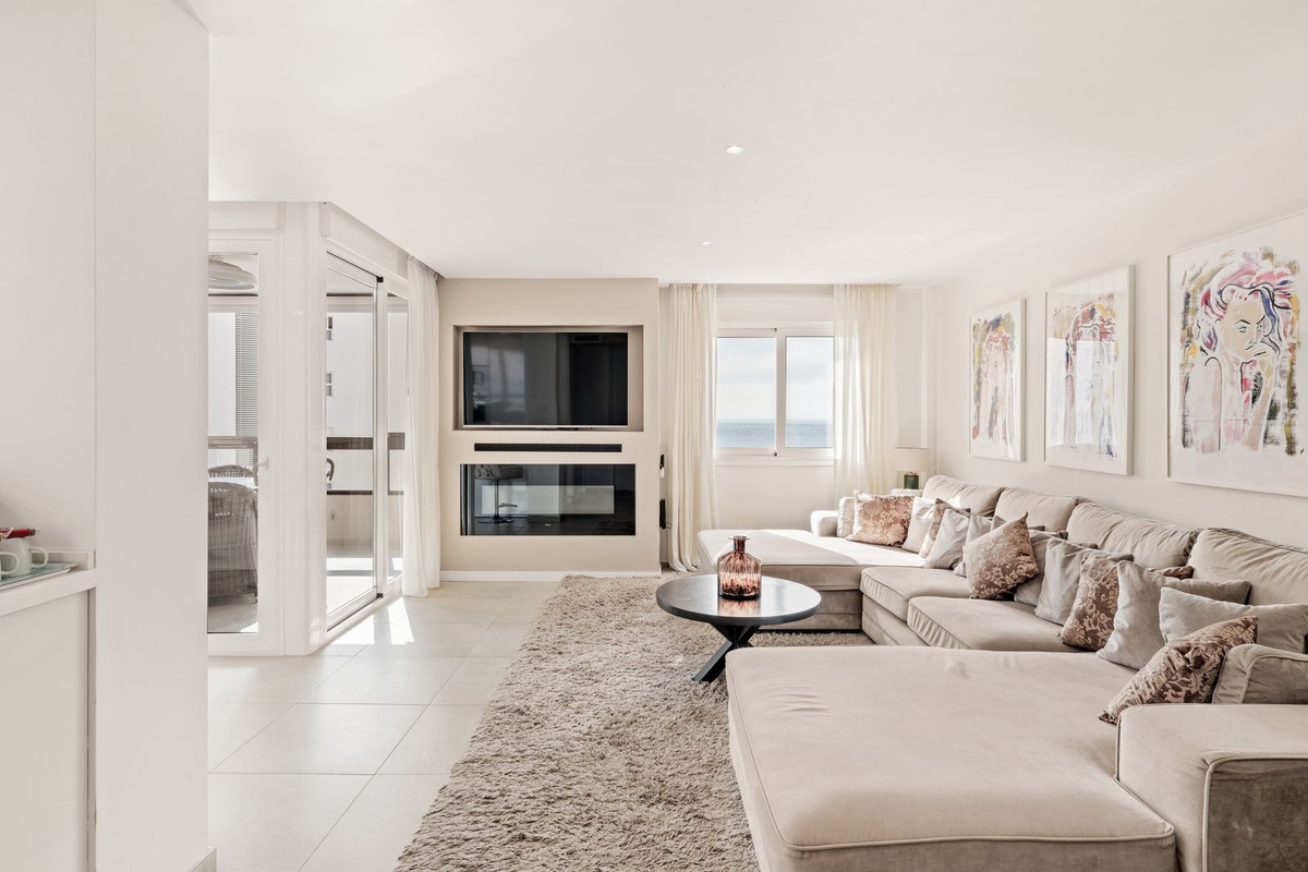 3 Bed Apartment for sale in Torremolinos Costa Del Sol, Málaga, Spain