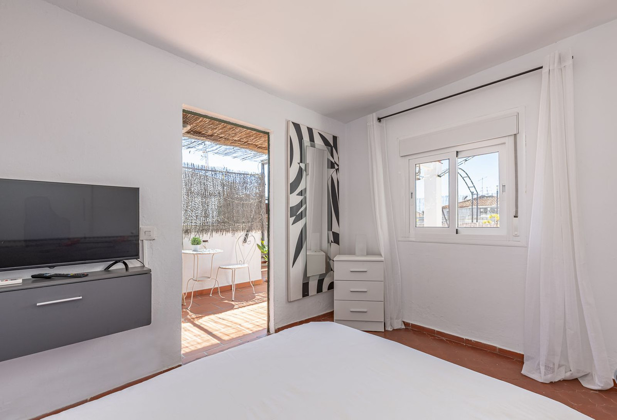 6 Bed Apartment for sale in San Pedro De Alcántara Costa Del Sol, Málaga, Spain