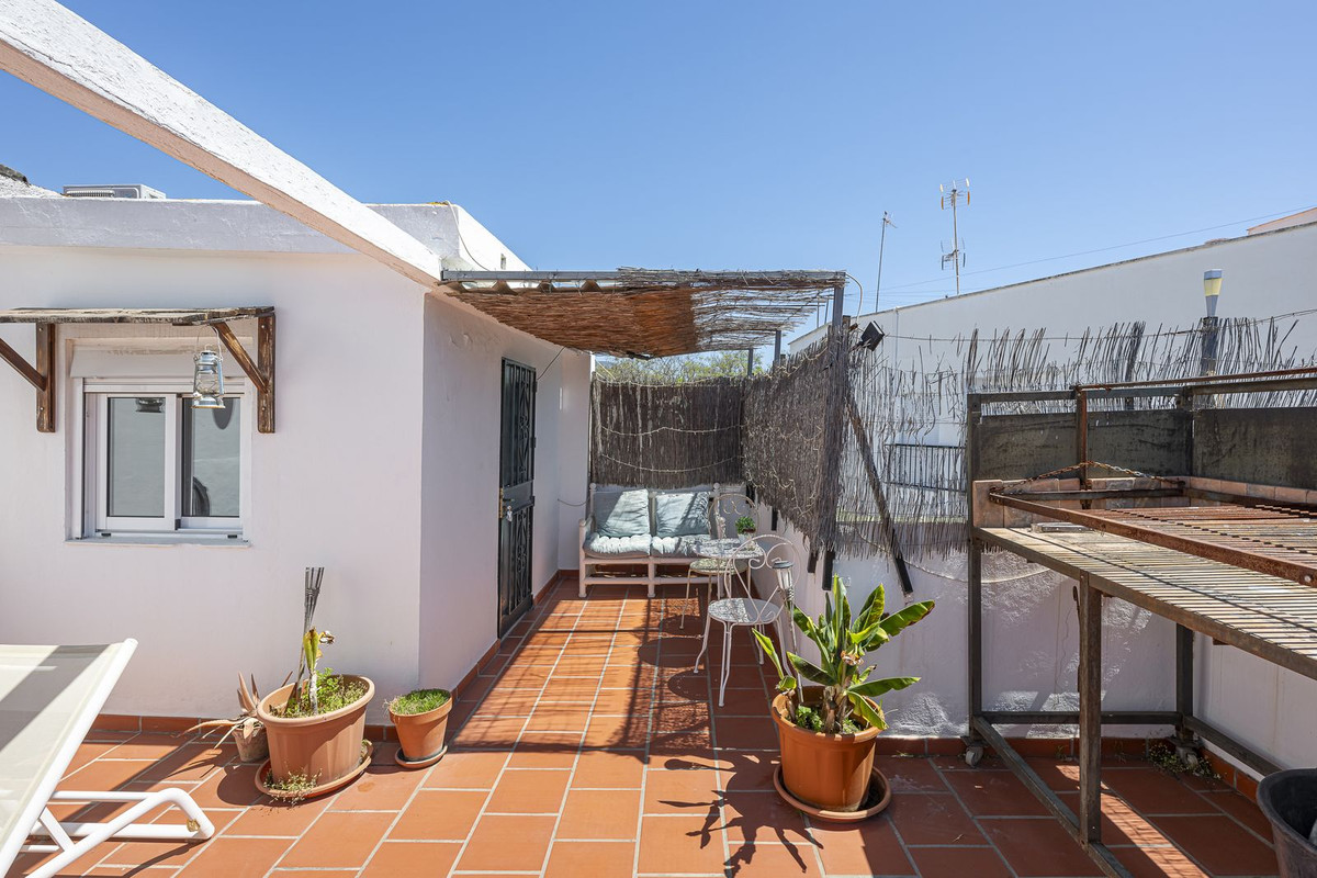 6 Bed Apartment for sale in San Pedro De Alcántara Costa Del Sol, Málaga, Spain