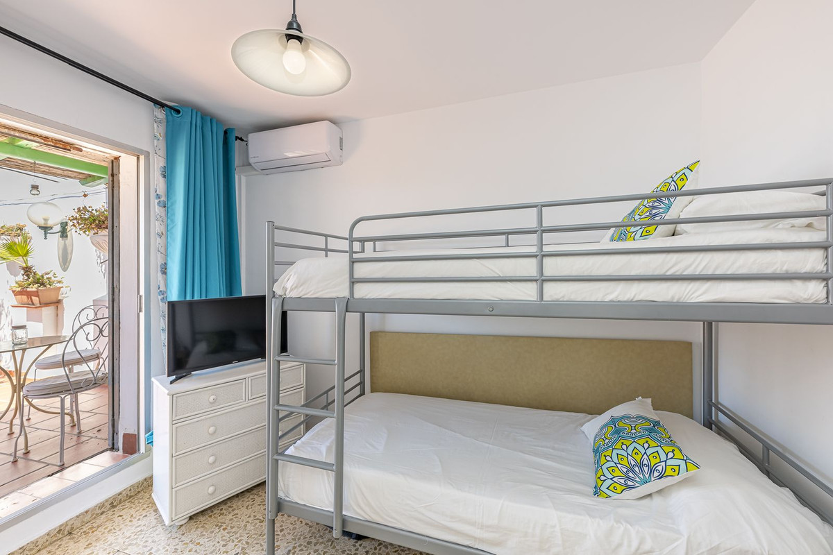 6 Bed Apartment for sale in San Pedro De Alcántara Costa Del Sol, Málaga, Spain
