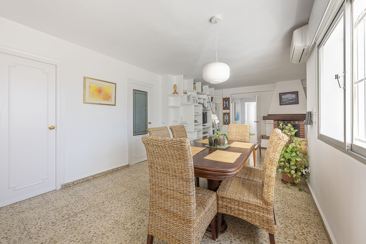 6 Bed Apartment for sale in San Pedro De Alcántara Costa Del Sol, Málaga, Spain