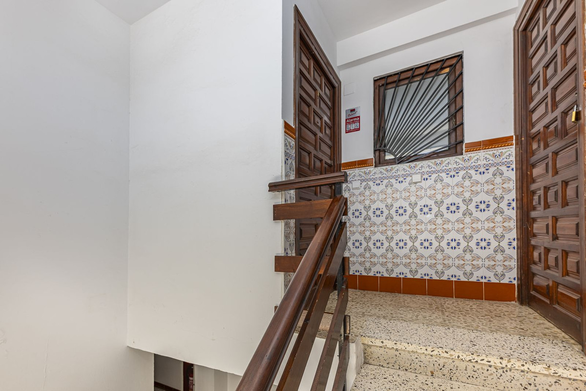 6 Bed Apartment for sale in San Pedro De Alcántara Costa Del Sol, Málaga, Spain