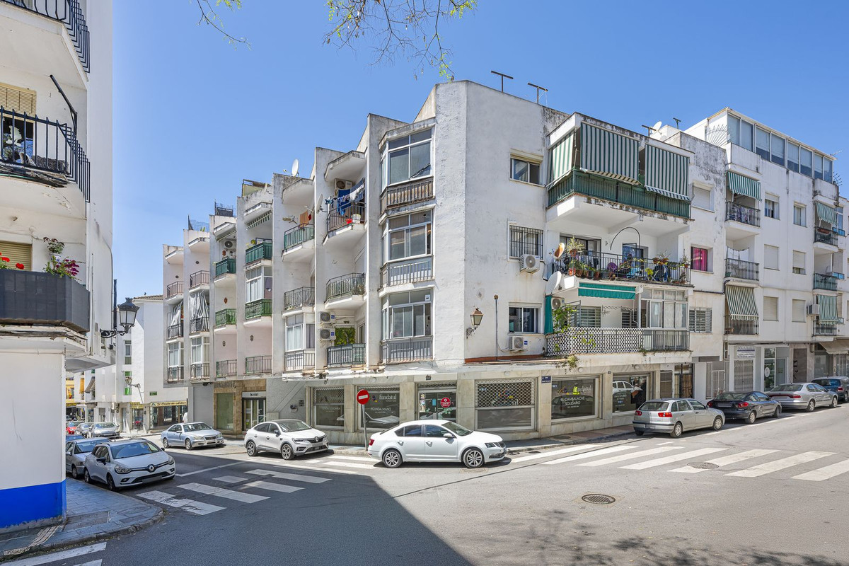 6 Bed Apartment for sale in San Pedro De Alcántara Costa Del Sol, Málaga, Spain