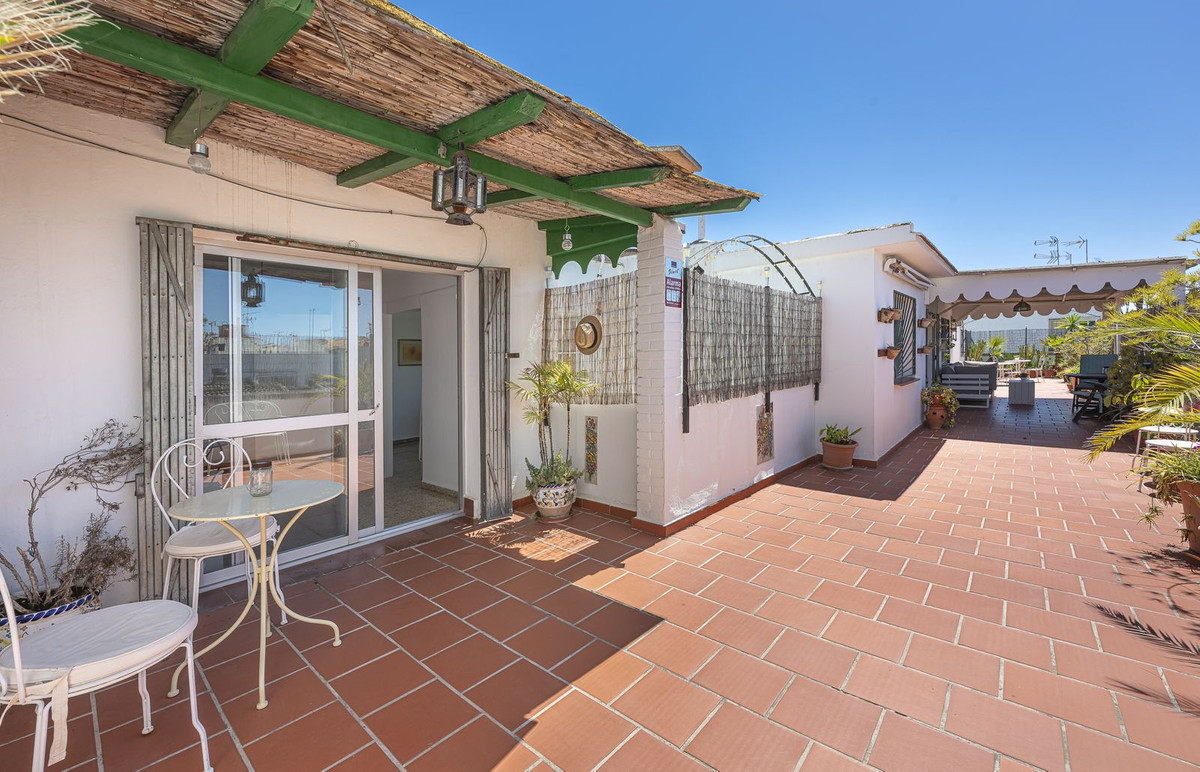 6 Bed Apartment for sale in San Pedro De Alcántara Costa Del Sol, Málaga, Spain