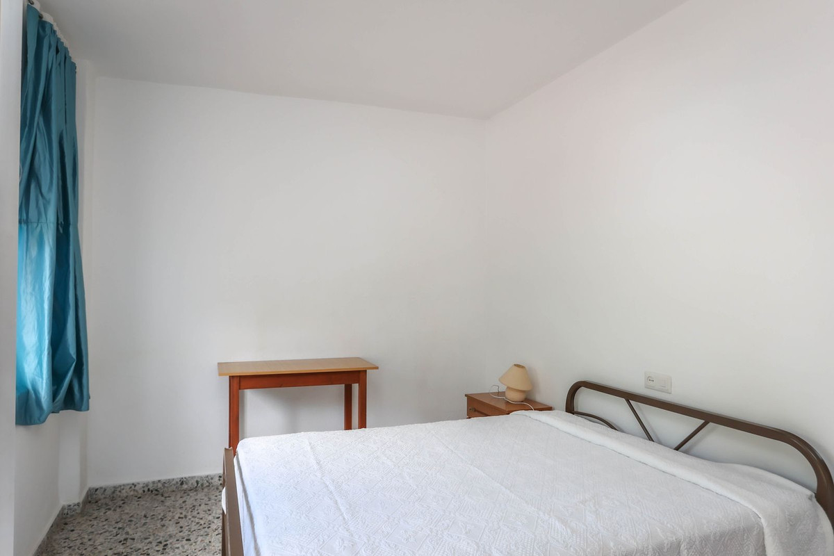 26 Bed Commercial unit for sale in Tolox Costa Del Sol, Málaga, Spain