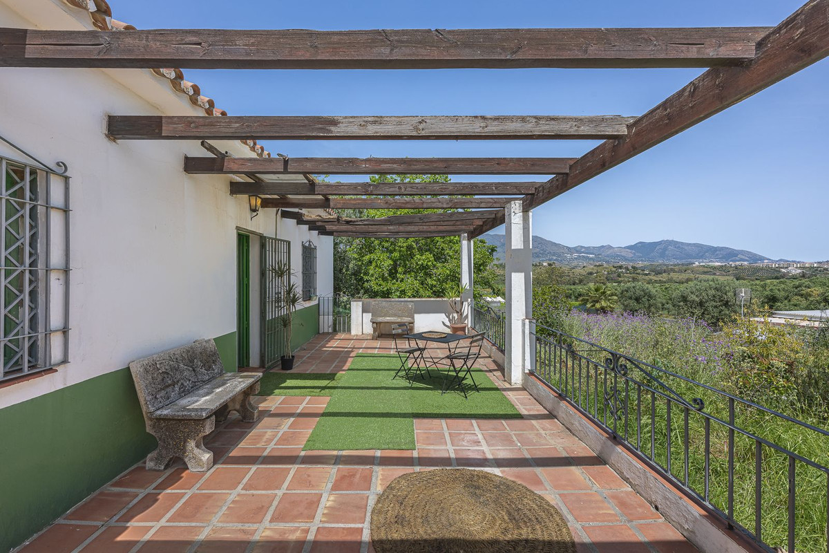 Se vende Terreno Rustico  en Costa Del Sol, Málaga, España