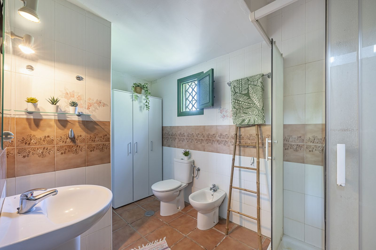 Se vende Terreno Rustico  en Costa Del Sol, Málaga, España