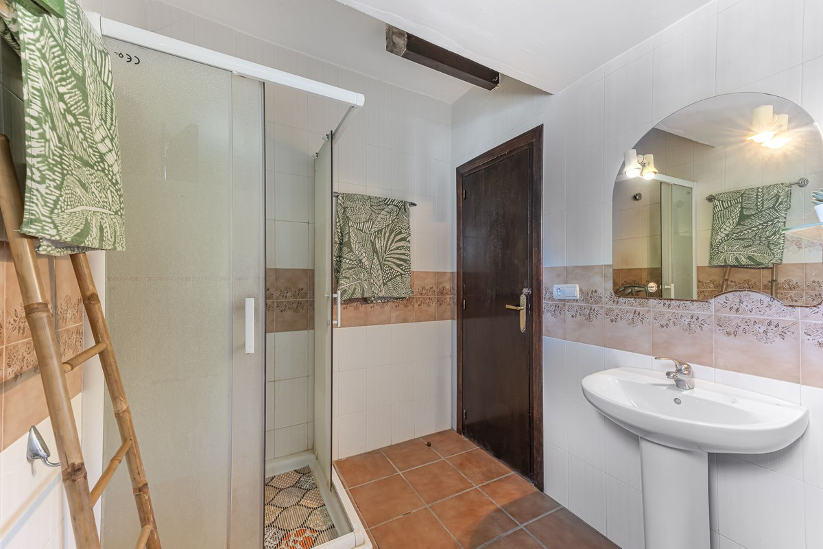 Se vende Terreno Rustico  en Costa Del Sol, Málaga, España