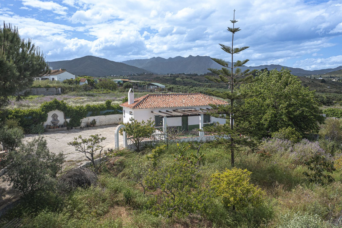 Se vende Terreno Rustico  en Costa Del Sol, Málaga, España