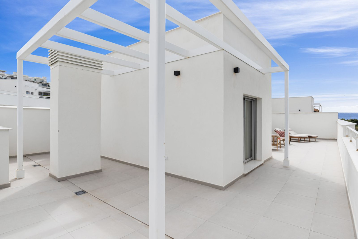 3 Bed Apartment for sale in Cancelada Costa Del Sol, Málaga, Spain