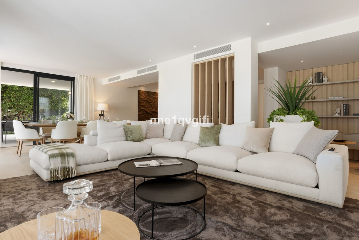 4 Bed Townhouse for sale in Guadalmina Alta Costa Del Sol, Málaga, Spain