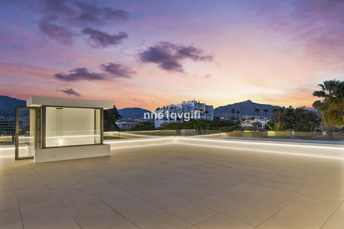 4 Bed Townhouse for sale in Guadalmina Alta Costa Del Sol, Málaga, Spain