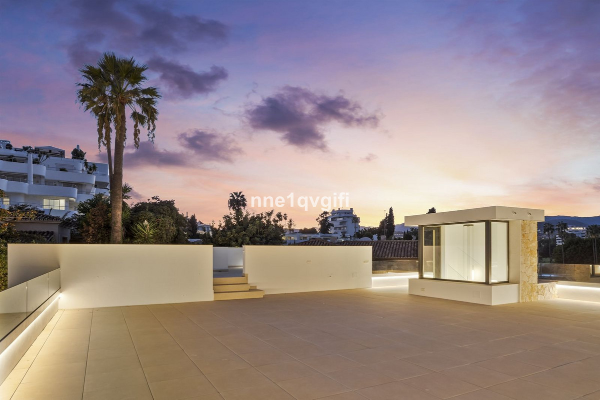 4 Bed Townhouse for sale in Guadalmina Alta Costa Del Sol, Málaga, Spain