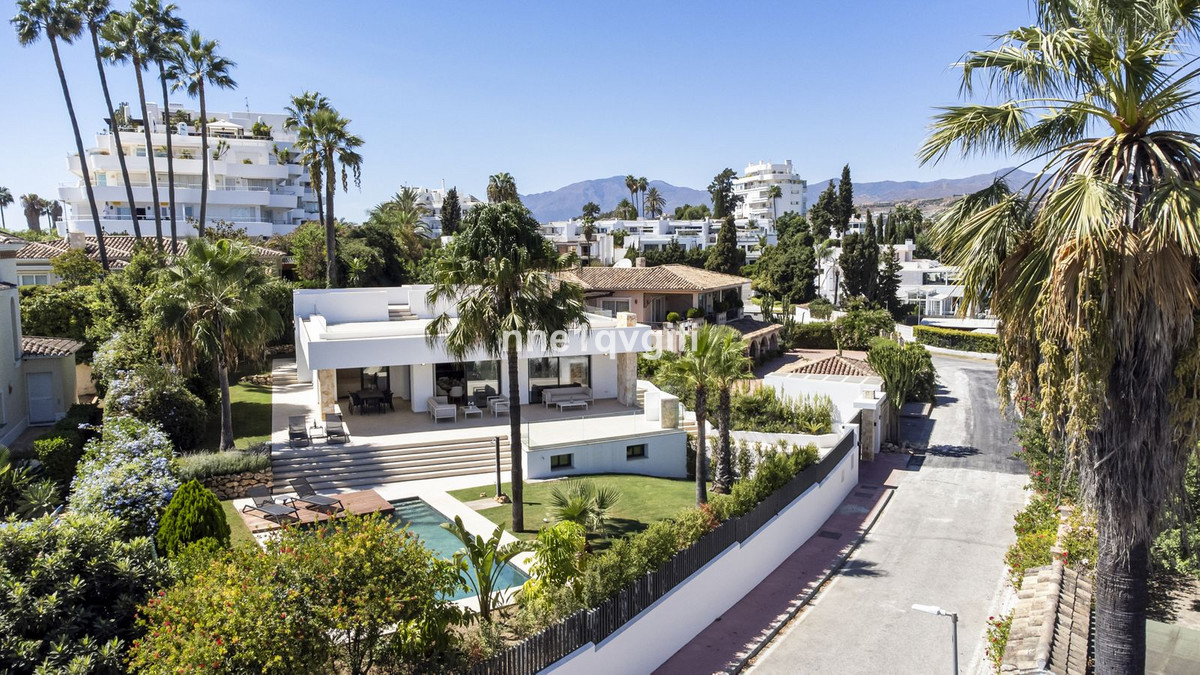 4 Bed Townhouse for sale in Guadalmina Alta Costa Del Sol, Málaga, Spain