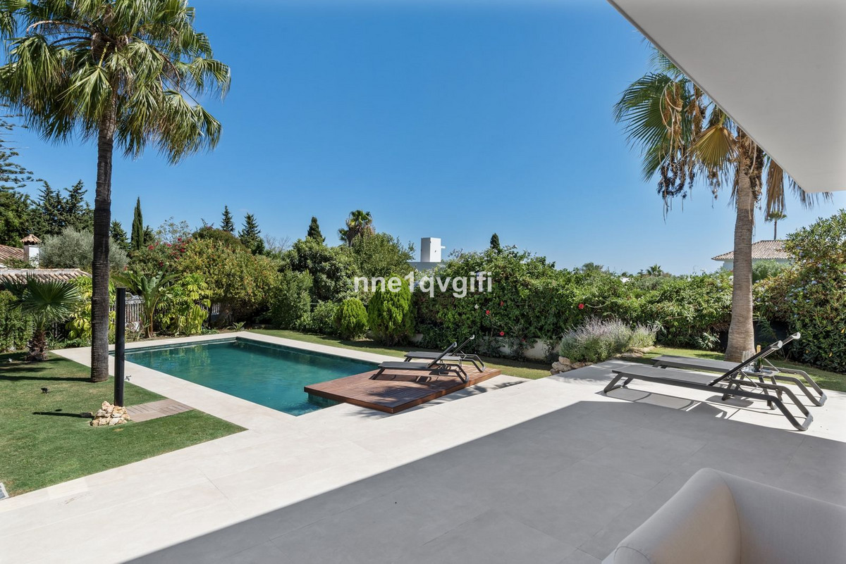 4 Bed Townhouse for sale in Guadalmina Alta Costa Del Sol, Málaga, Spain