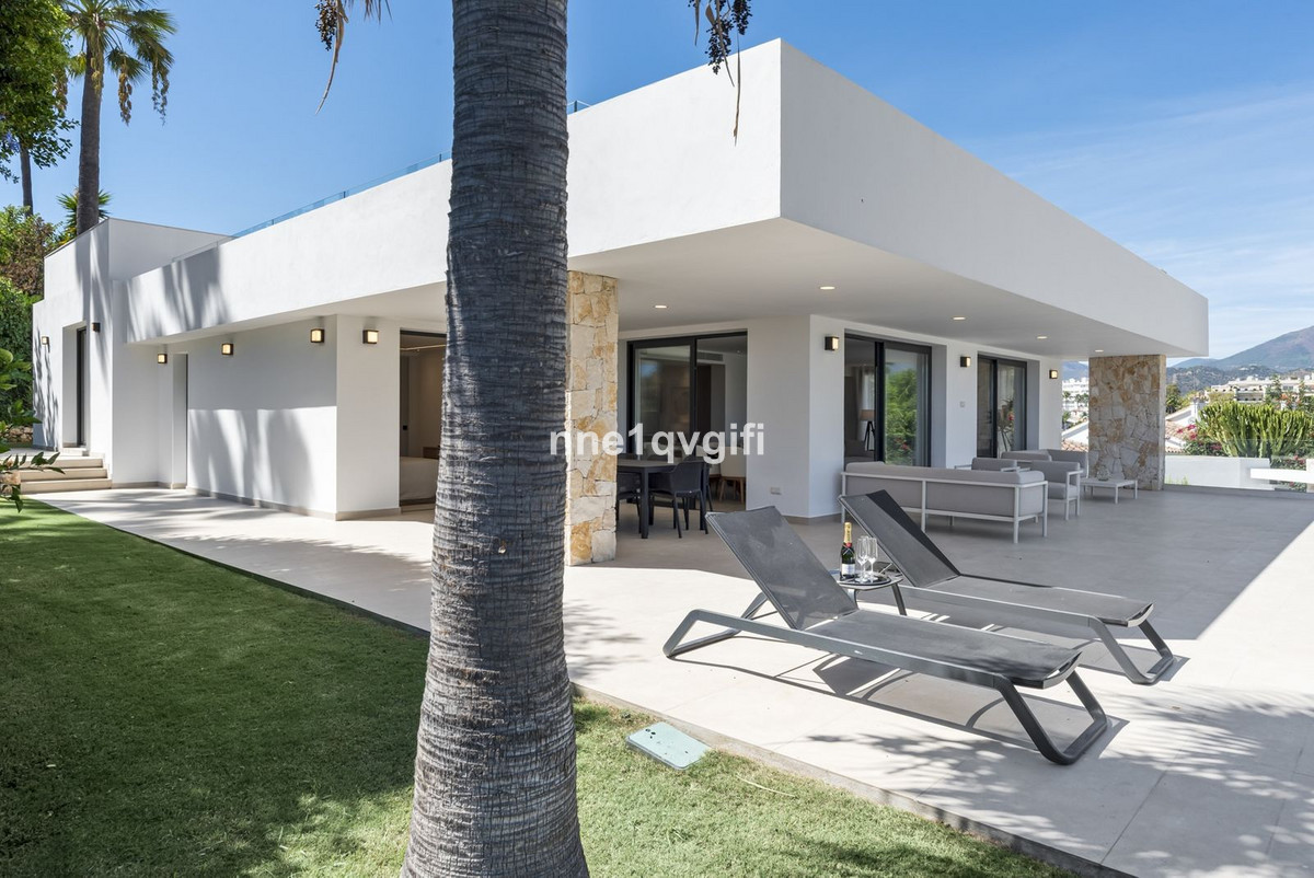 4 Bed Townhouse for sale in Guadalmina Alta Costa Del Sol, Málaga, Spain