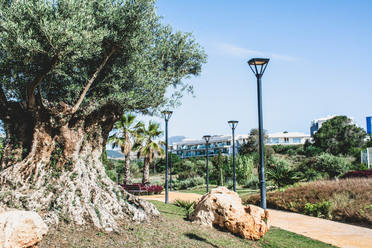 Se vende Apartamento Planta Media de 2 dormitorios en Costa Del Sol, Málaga, España