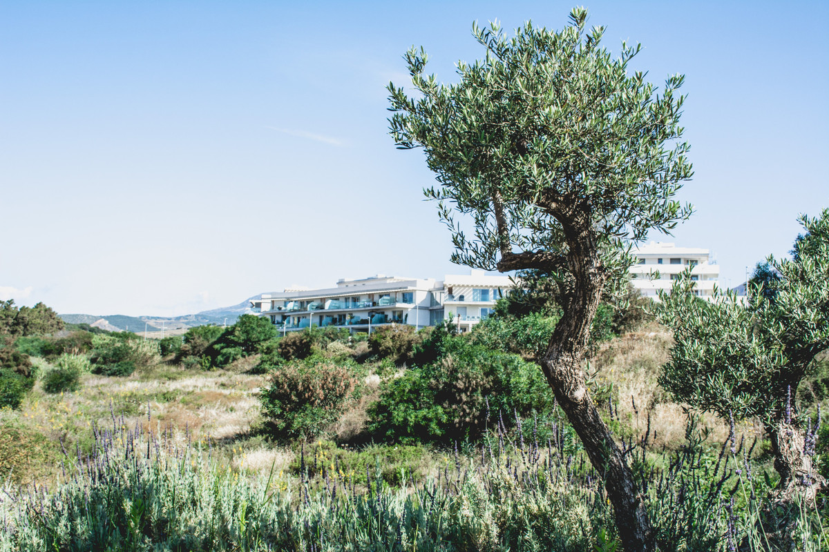 Se vende Apartamento Planta Media de 2 dormitorios en Costa Del Sol, Málaga, España