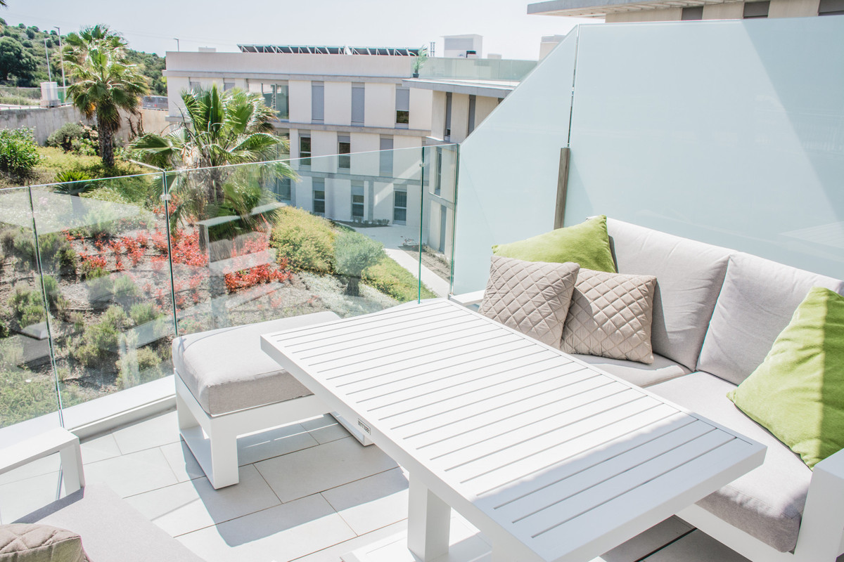 Se vende Apartamento Planta Media de 2 dormitorios en Costa Del Sol, Málaga, España