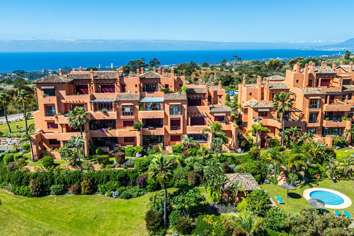 3 Bed Apartment for sale in Marbella Costa Del Sol, Málaga, Spain